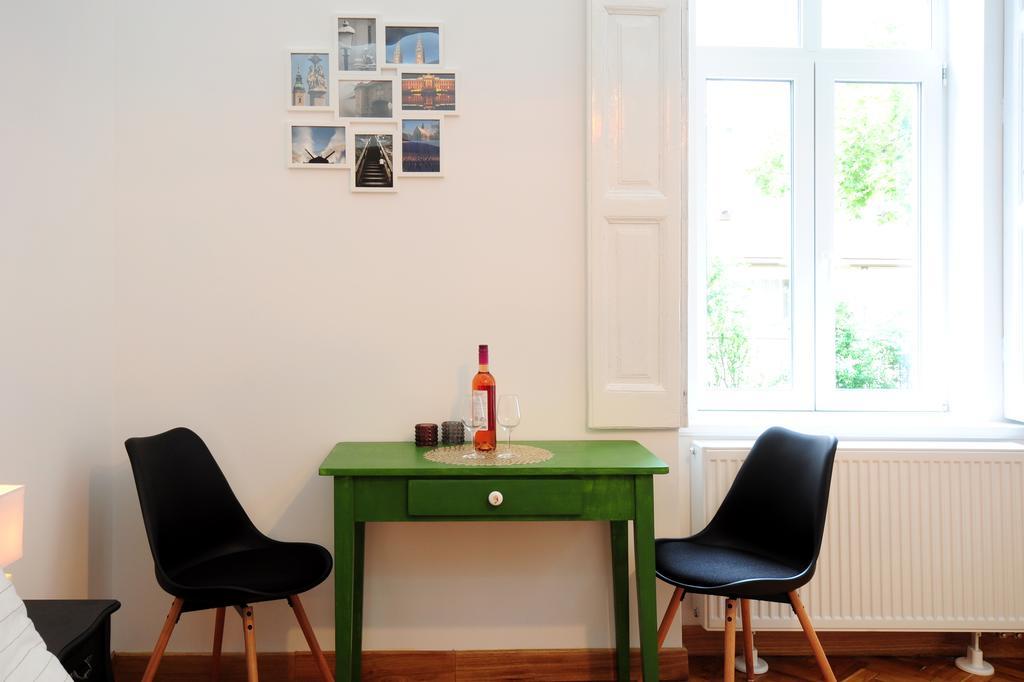 Stylish Apartman แซแก็ด ภายนอก รูปภาพ