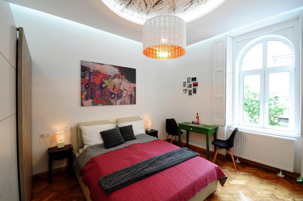 Stylish Apartman แซแก็ด ภายนอก รูปภาพ